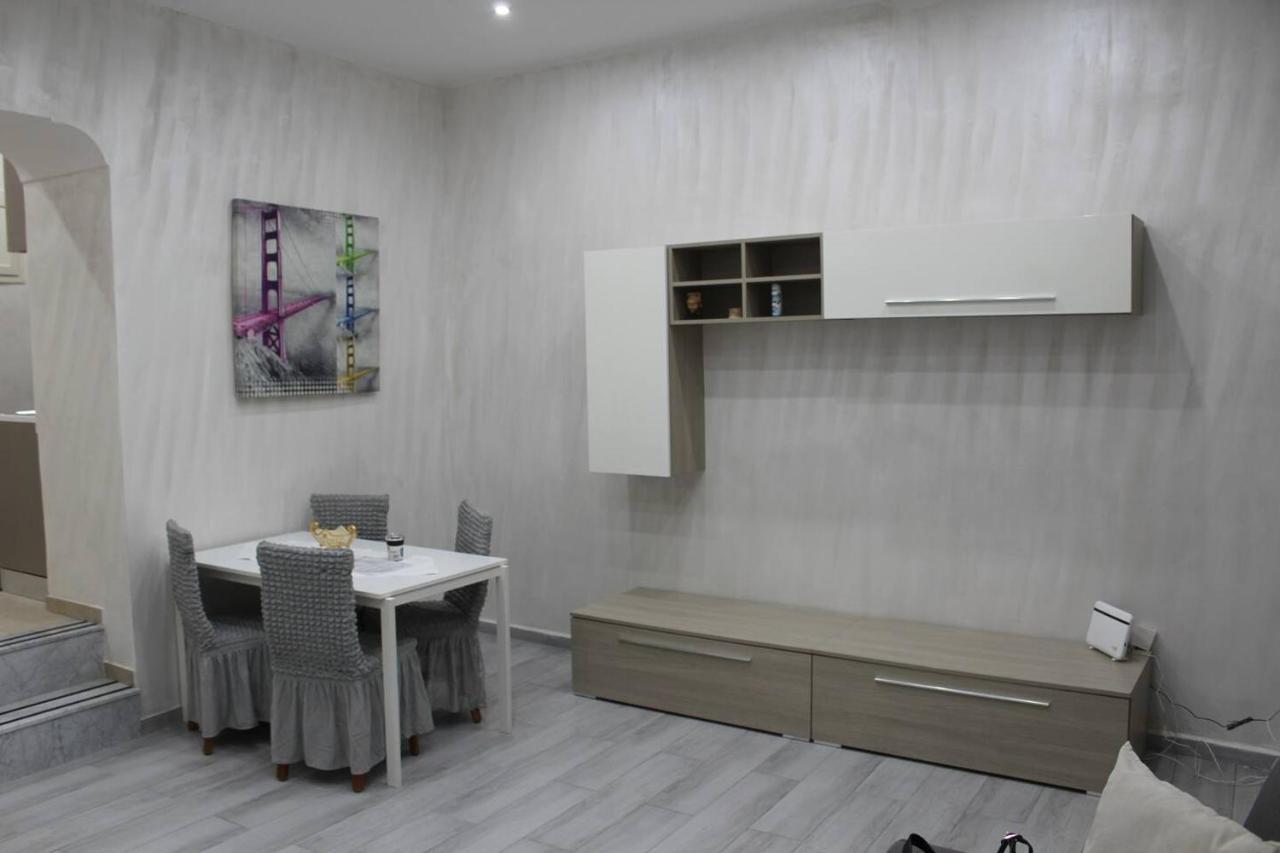 Casa Vacanza Grey Aparthotel Naples Exterior photo