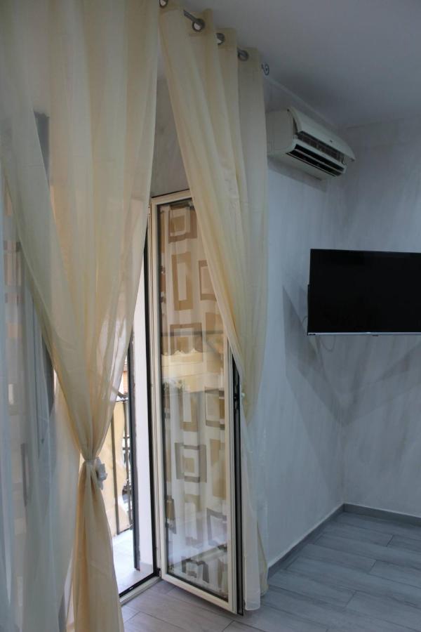 Casa Vacanza Grey Aparthotel Naples Exterior photo