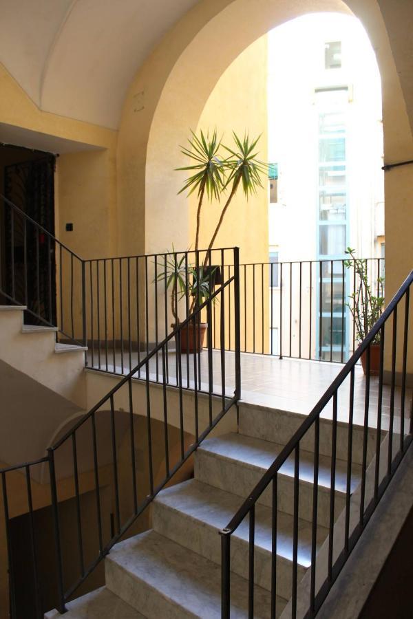 Casa Vacanza Grey Aparthotel Naples Exterior photo